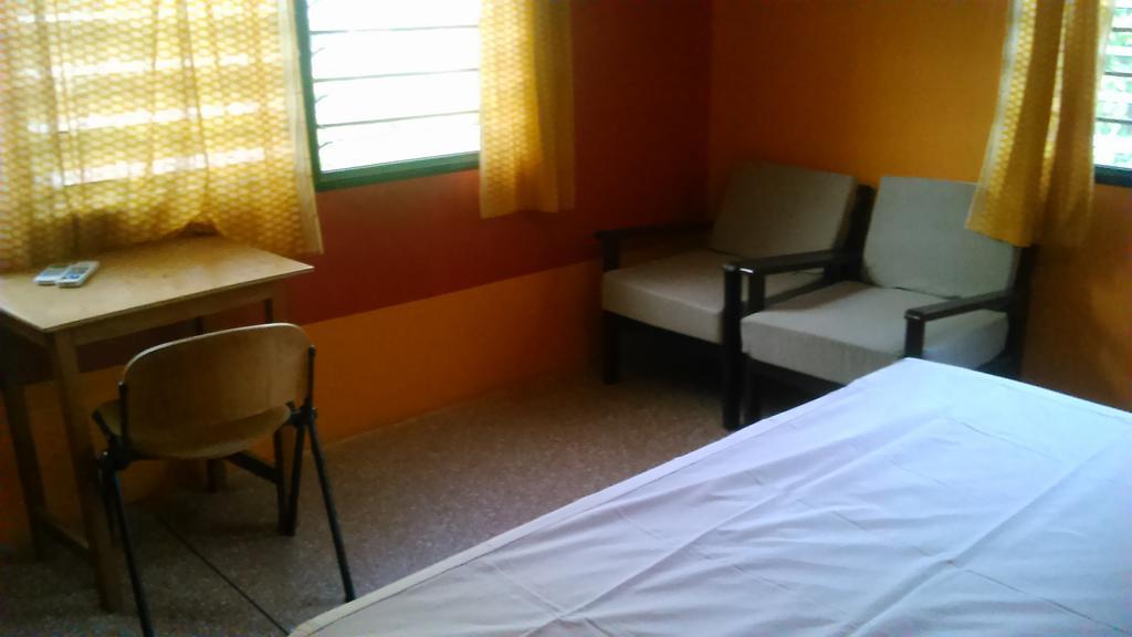 Eden Lodge Cape Coast Exterior photo
