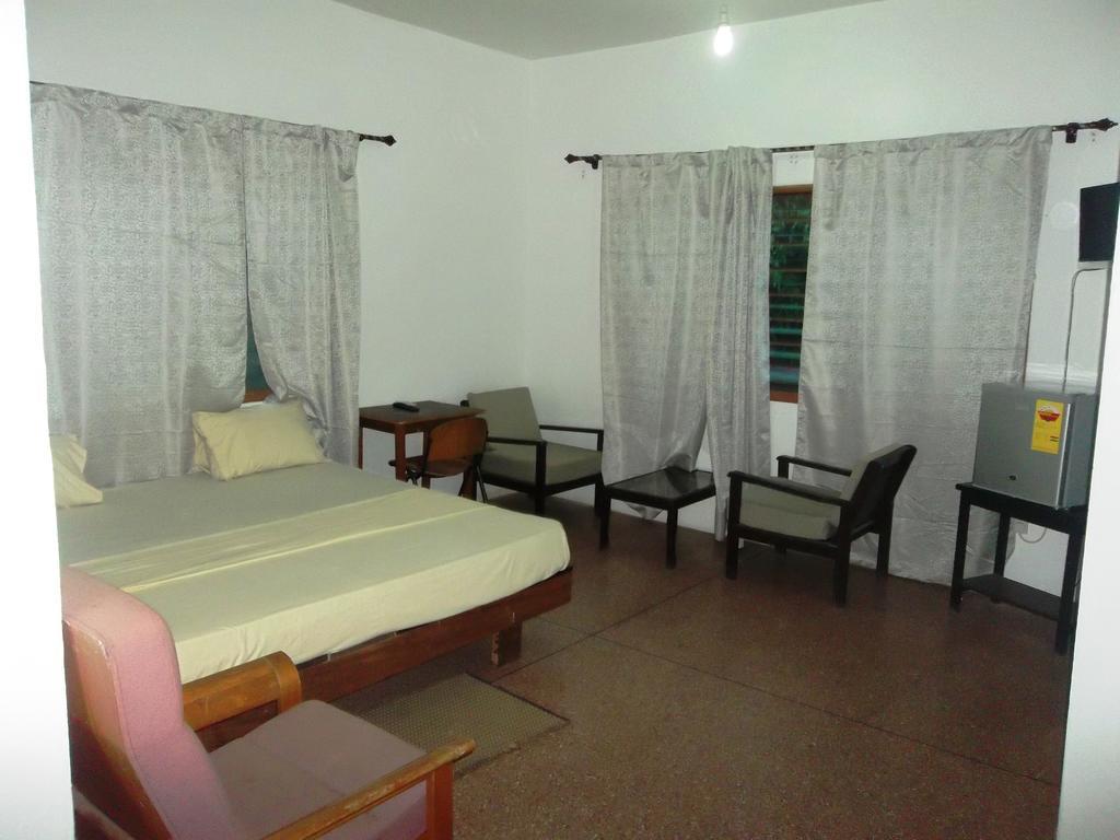Eden Lodge Cape Coast Exterior photo