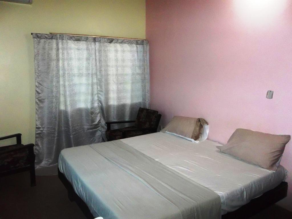 Eden Lodge Cape Coast Exterior photo